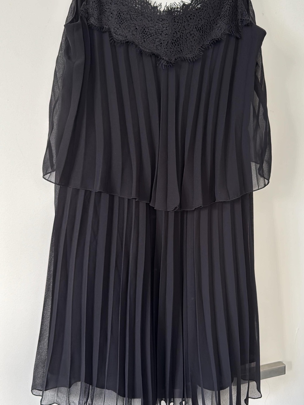 Mango Black Lace-Trim Pleated Cami Slip - Picture 5 of 5